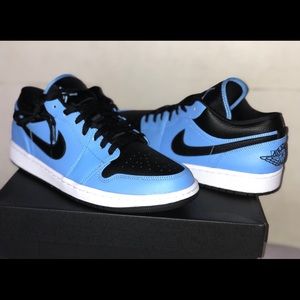 Jordan 1 Lazer blue low top